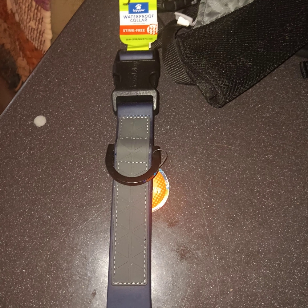 Leashes - Picture 5 of 15